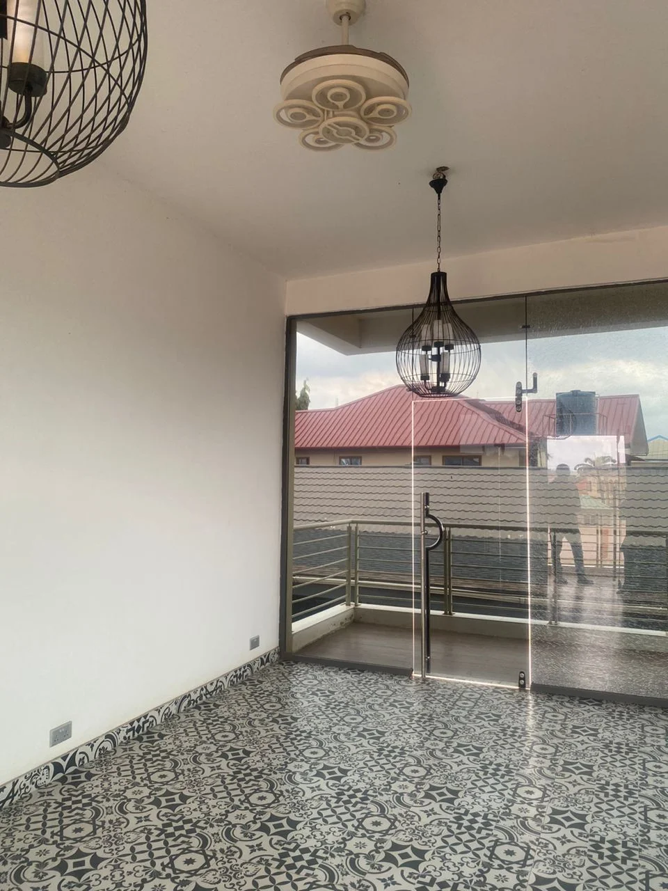 Five Bedroom House For Sale At Nmai Djorn , Adjiriganor