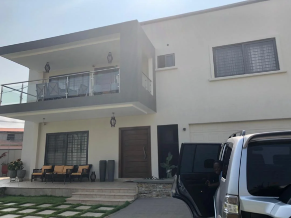 Four Bedroom House For Sale At Oyibi, Kas Valley