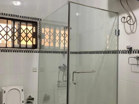 3 Bedroom Townhouses to let, Airport Residential Area