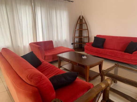 3 bedroom apartment to let
