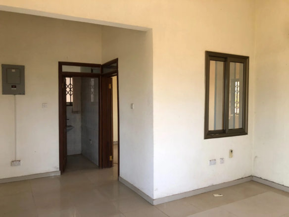 Commercial Property for sale – Baatsona