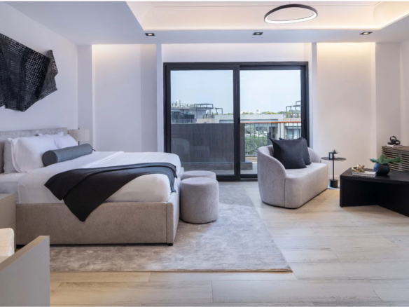4 Bedroom luxury penthouse for sale at Cantonments