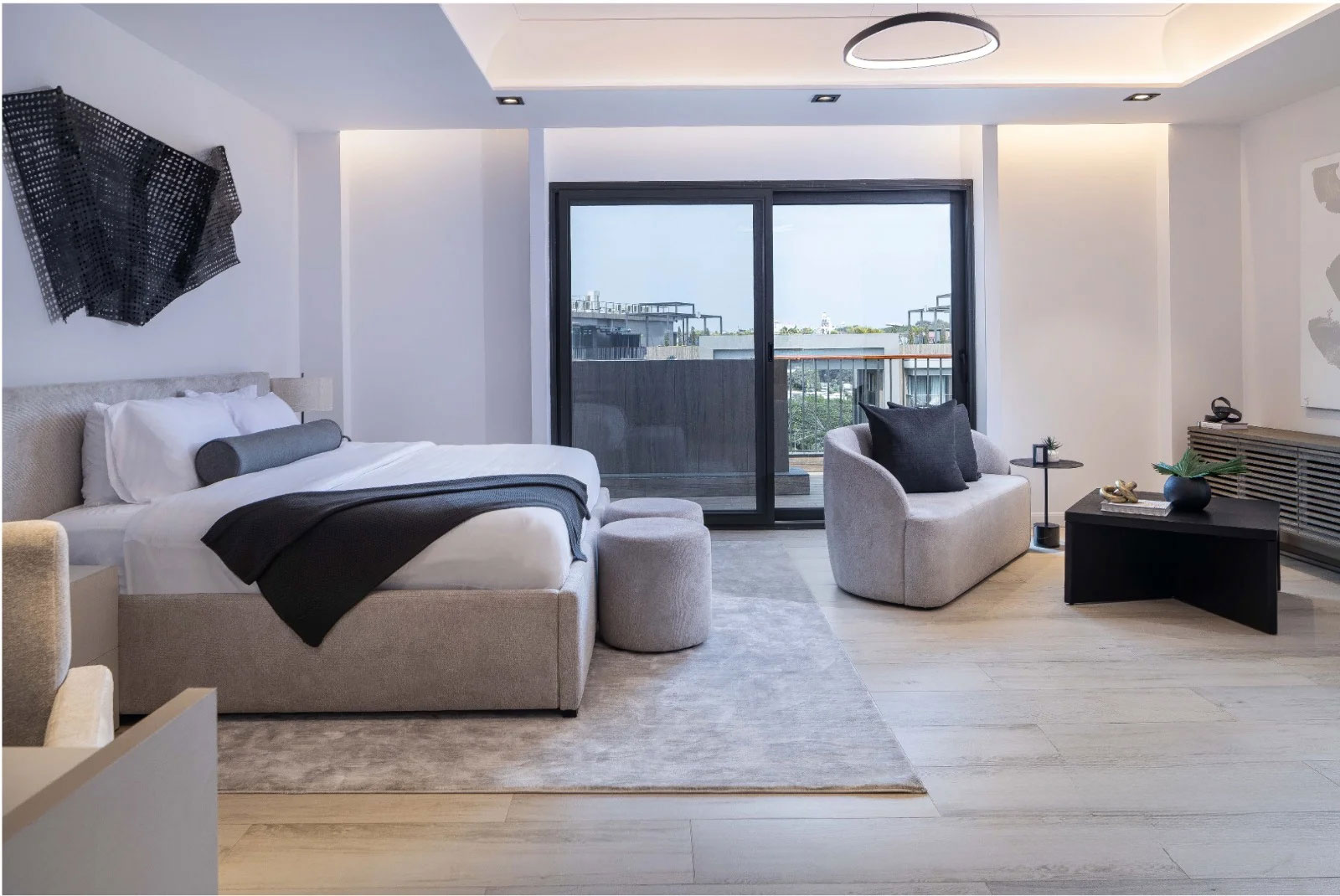 4 Bedroom luxury penthouse for sale at Cantonments